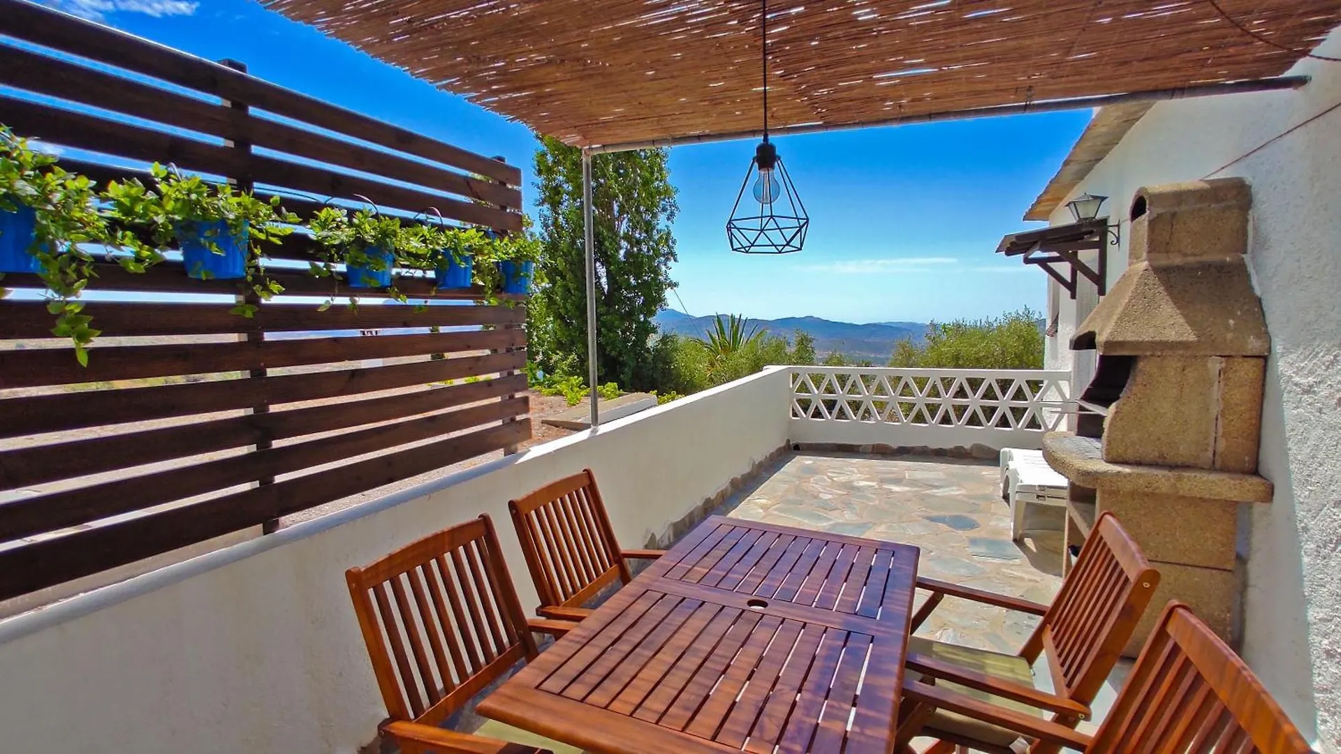 Holiday home Landhaus Mit Zwei Schlafzimmern In La Alpujarra Valor