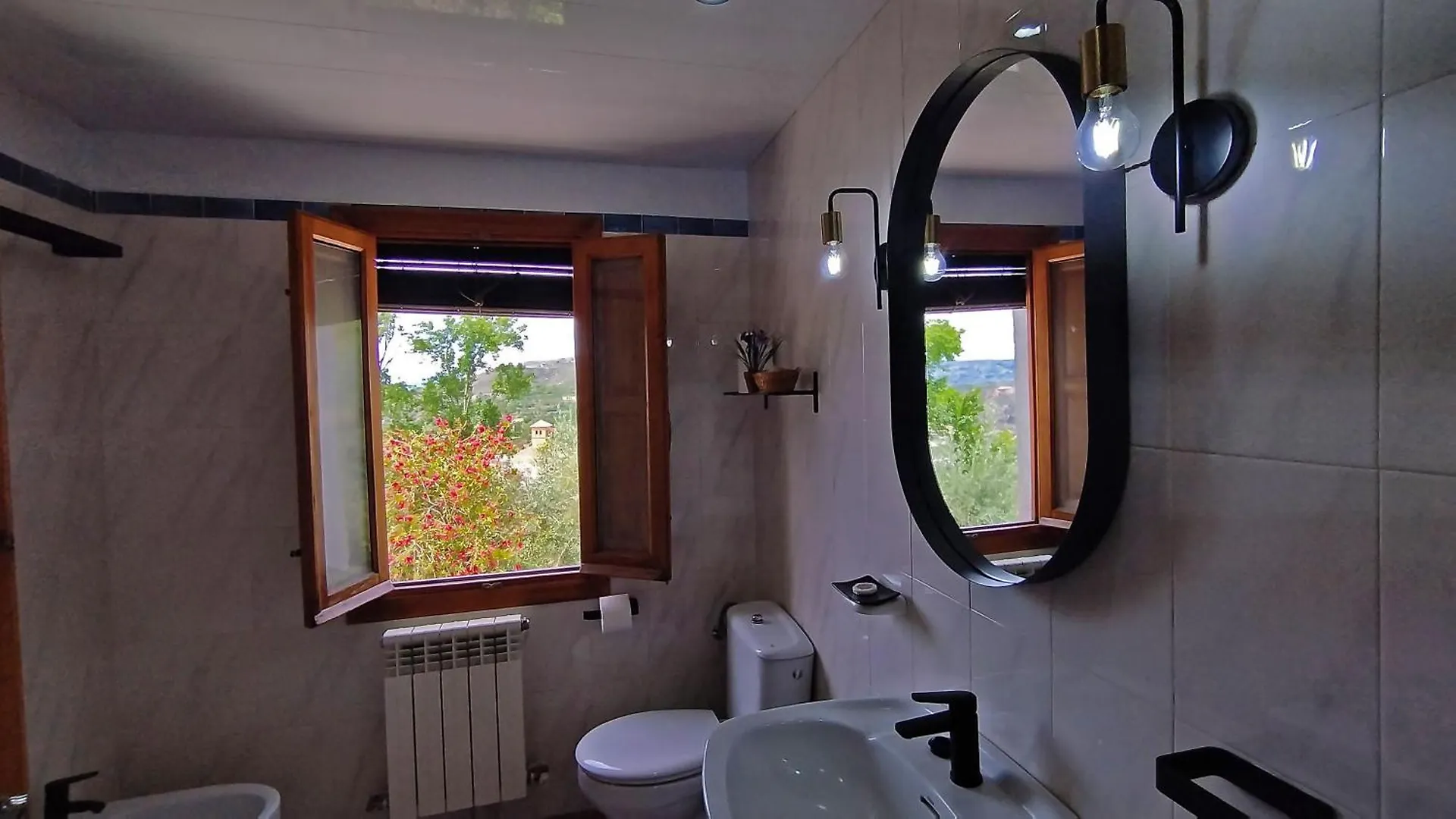 Holiday home Landhaus Mit Zwei Schlafzimmern In La Alpujarra Valor