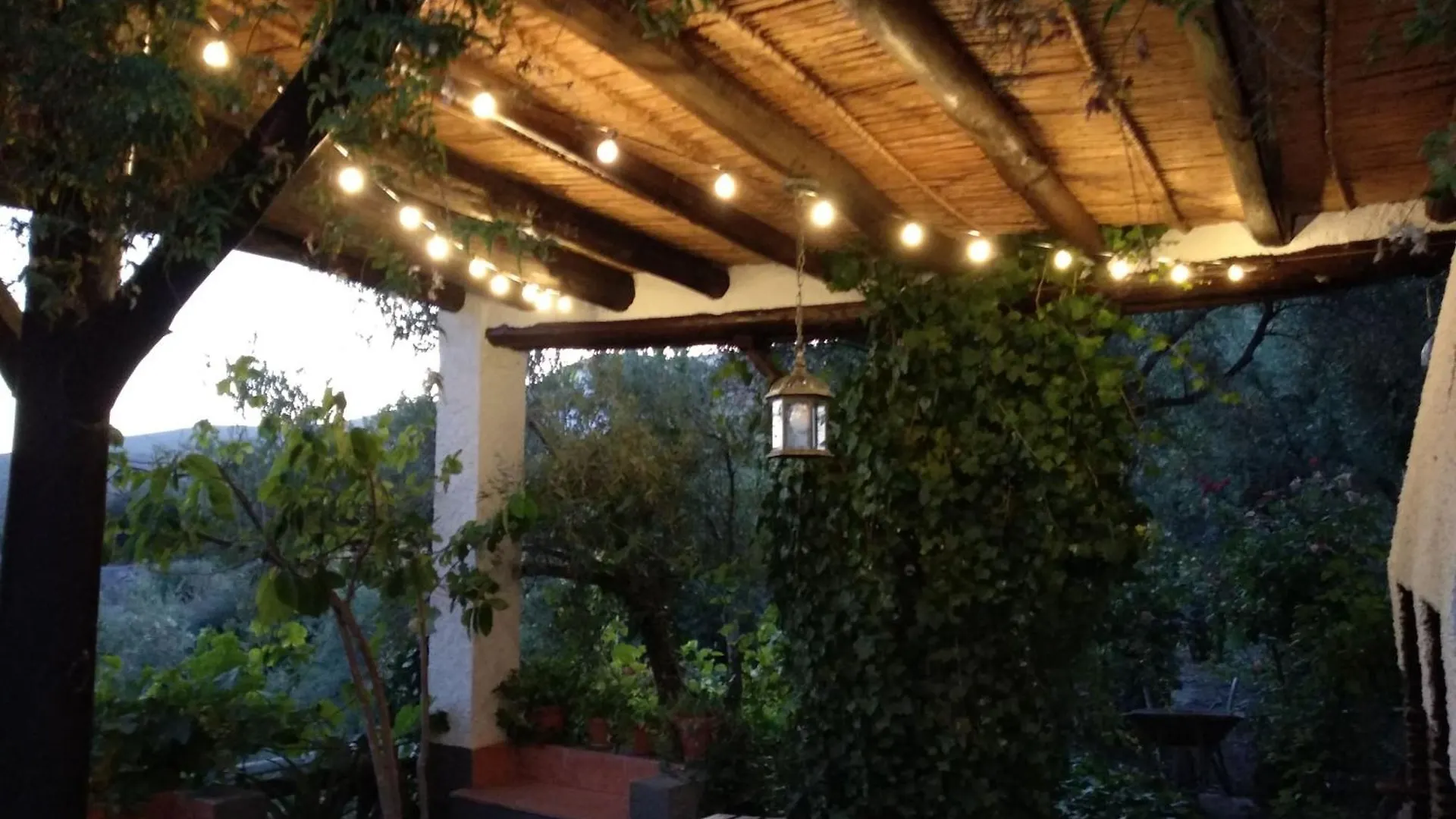 Holiday home Landhaus Mit Zwei Schlafzimmern In La Alpujarra Valor