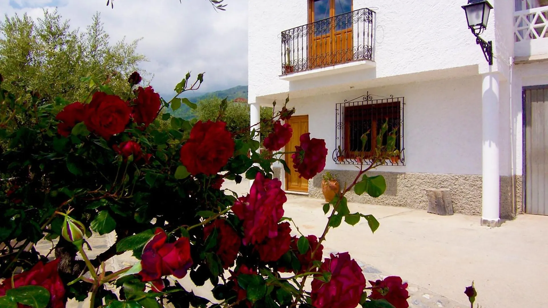 Landhaus Mit Zwei Schlafzimmern In La Alpujarra Valor Spain